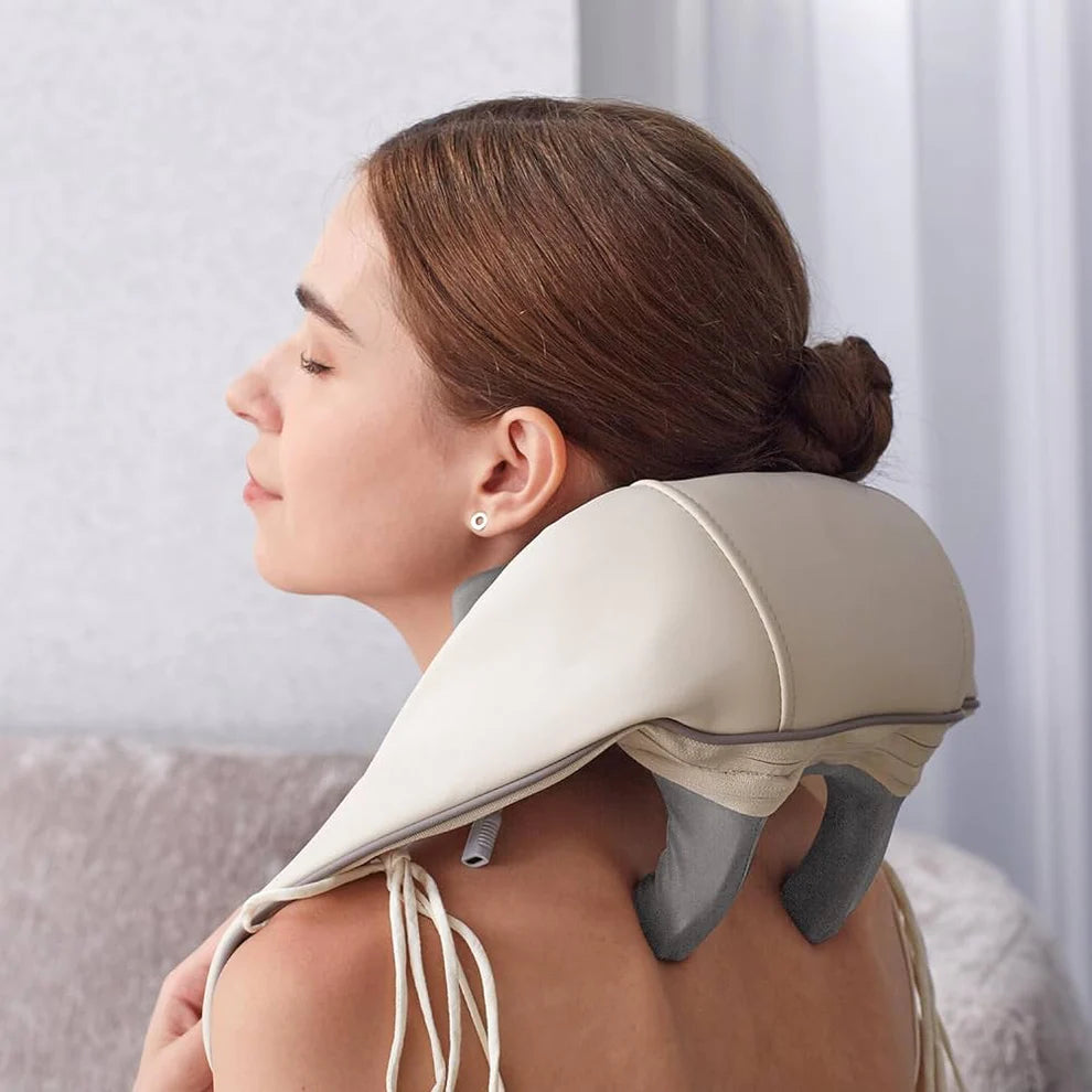 CLASSIC ESSENTIALS - NECK AND SHOULDER MASSAGER WITH HEAT